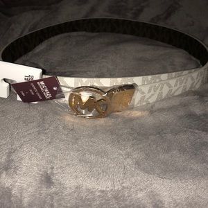 MK reversible belt Mk logo